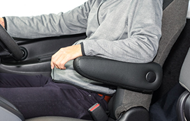 フロントシートアームレスト 無段階タイプ　運転席 NV200 バネット用